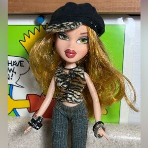 Original Y2K Bratz Wild Life Safari Meygan Doll!